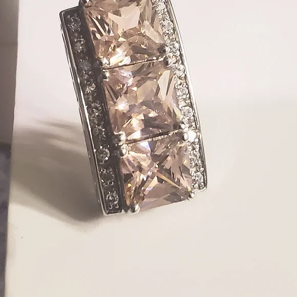 Sterling Silver & Light Pink White CZ Pendant Necklace Excellent Condition - Picture 2 of 5